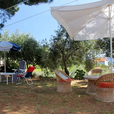 Apartamento By The Sea Zavala, Hvar - 594 *