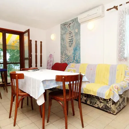 Apartment By The Sea Zavala, Hvar - 594 Jelsa (Hvar)