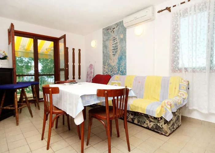 דירה By The Sea Zavala, Hvar - 594 ילסה